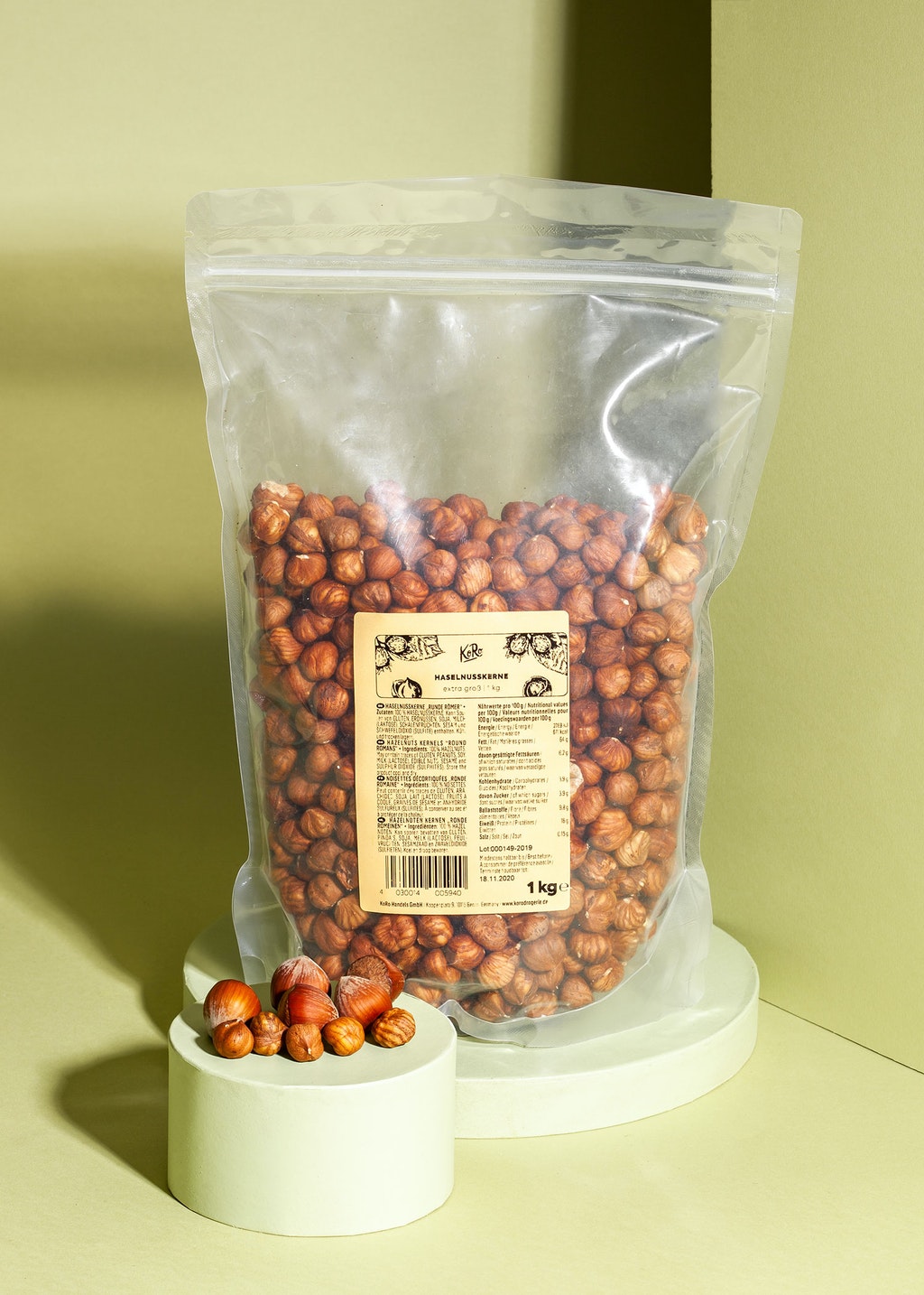 Extra large hazelnut kernels 1 kg